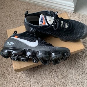 Off White NIKE Vapormax